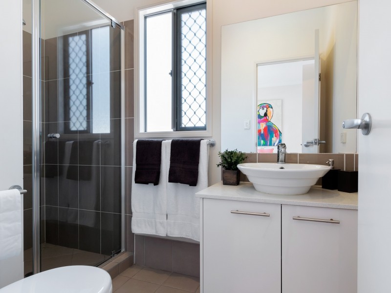 7 Joyce Street, Coopers Plains QLD 4108