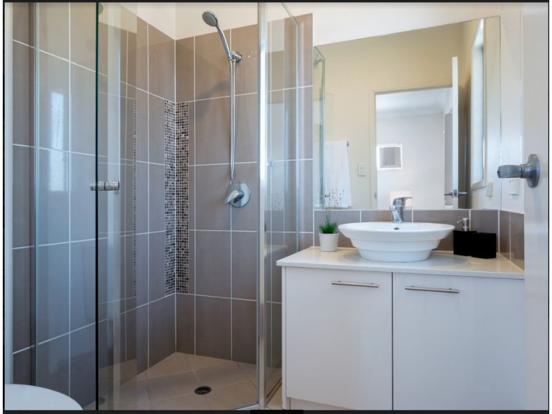 7 Joyce Street, Coopers Plains QLD 4108