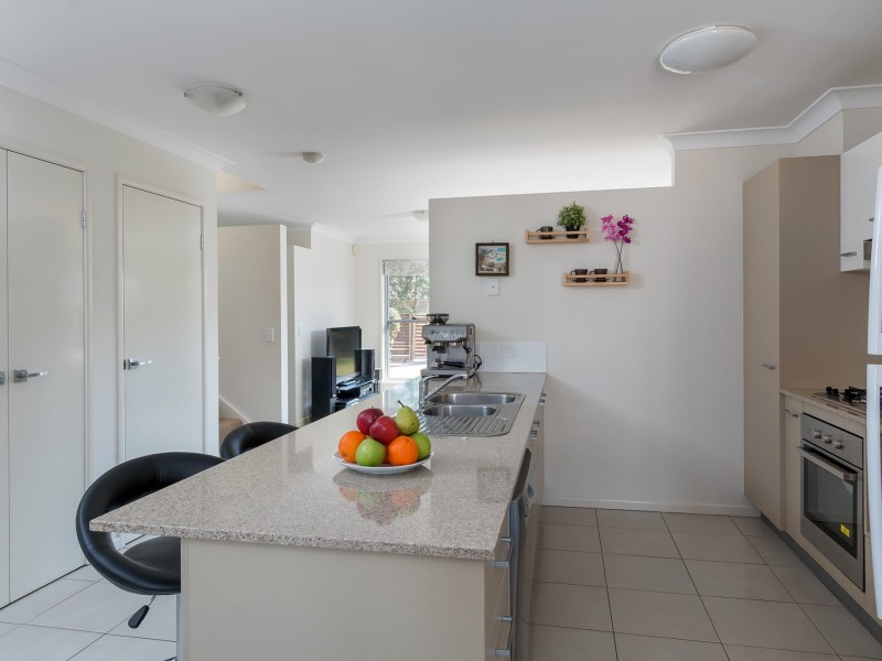 5 Tinaroo Street, Calamvale QLD 4116