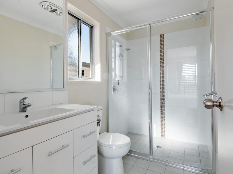 5 Tinaroo Street, Calamvale QLD 4116