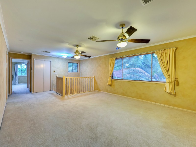 11 Danbulla Cr, Forest Lake QLD 4078