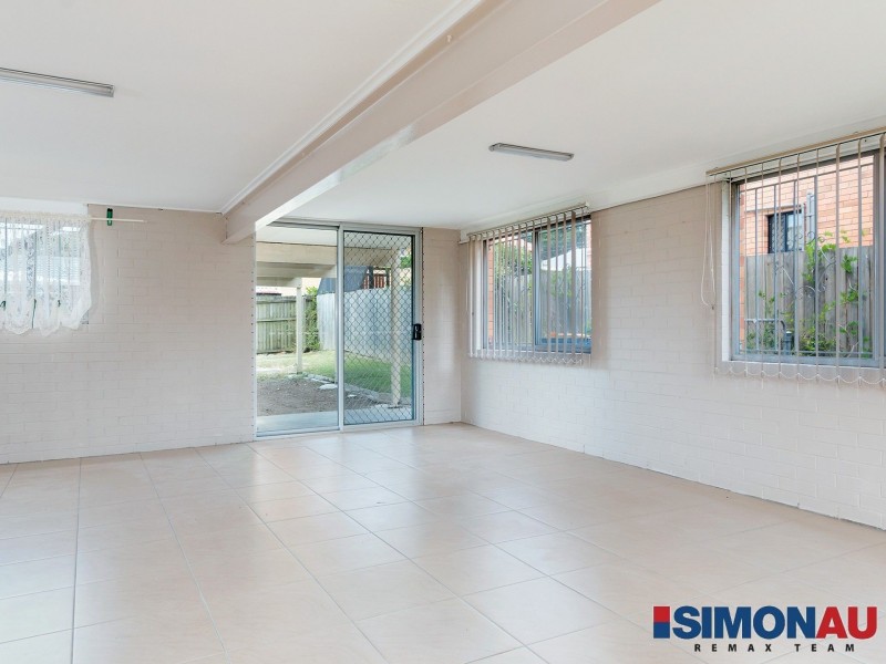 12 Lorrimore Street, Macgregor QLD 4109