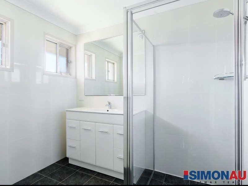 12 Lorrimore Street, Macgregor QLD 4109