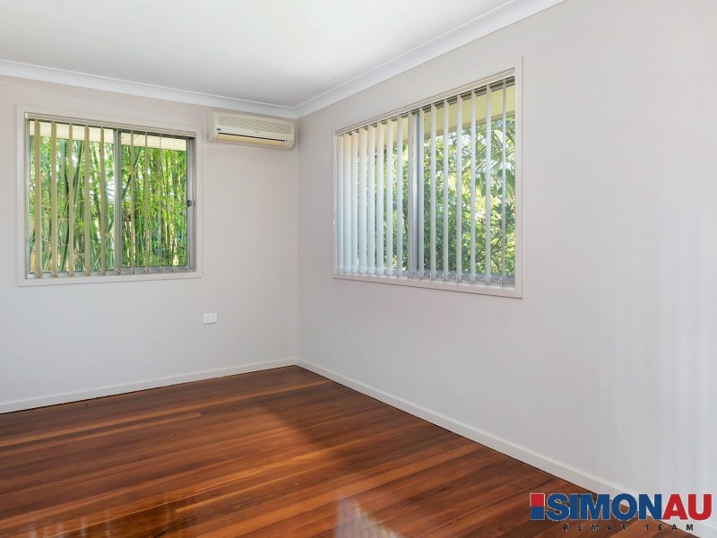 12 Lorrimore Street, Macgregor QLD 4109