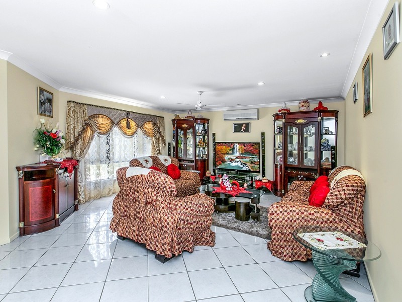 5 Selkirk Cl, Oxley QLD 4075