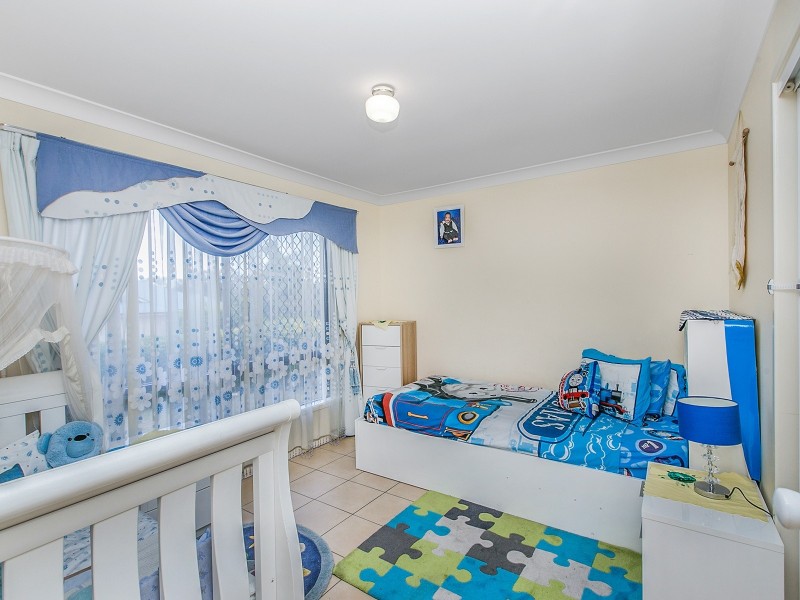 5 Selkirk Cl, Oxley QLD 4075