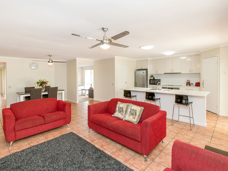 30 Richmond Pl, Forest Lake QLD 4078