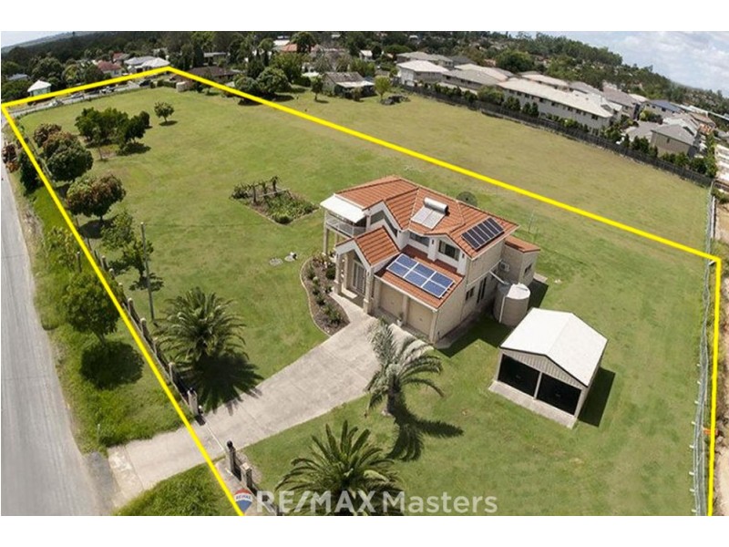 2 Pine Road, Richlands QLD 4077