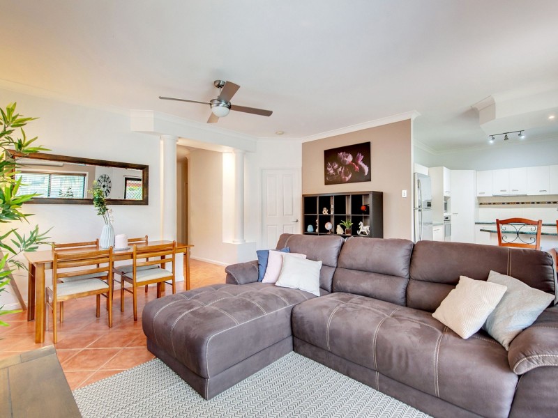 39 Booloumba Cres, Forest Lake QLD 4078