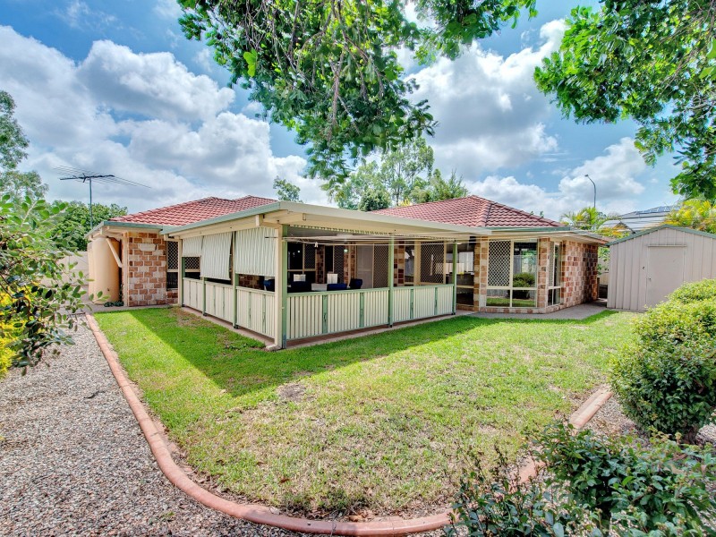 13 Pintail Cr, Forest Lake QLD 4078