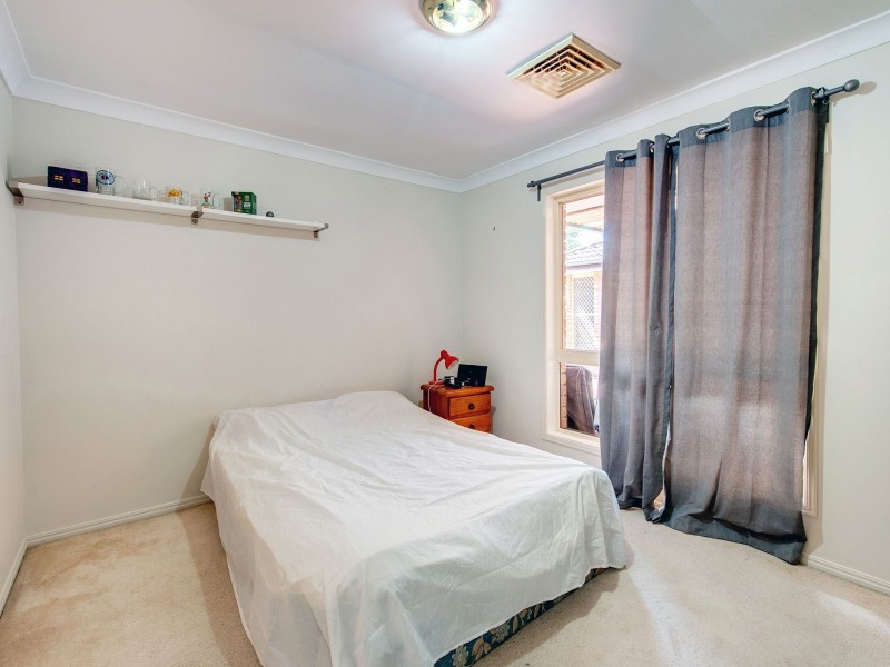 76 Banksia Cct, Forest Lake QLD 4078