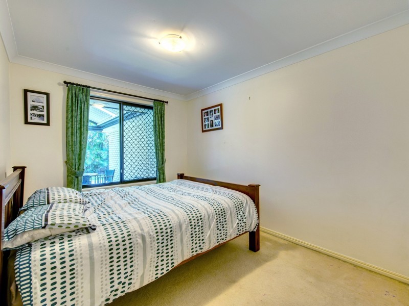 45 Paton Cr, Forest Lake QLD 4078