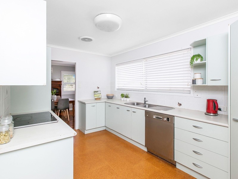 19 Harefield St, Indooroopilly QLD 4068