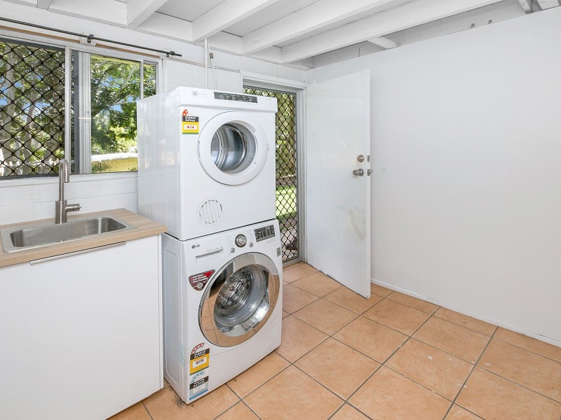 19 Harefield St, Indooroopilly QLD 4068