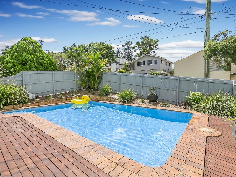 19 Harefield St, Indooroopilly QLD 4068
