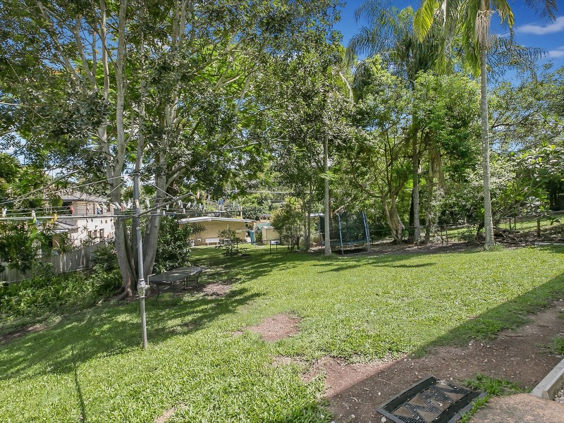 19 Harefield St, Indooroopilly QLD 4068