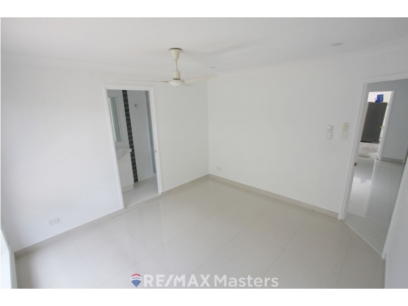 15 Mayfair Place, Stretton QLD 4116