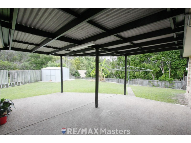 15 Mayfair Place, Stretton QLD 4116