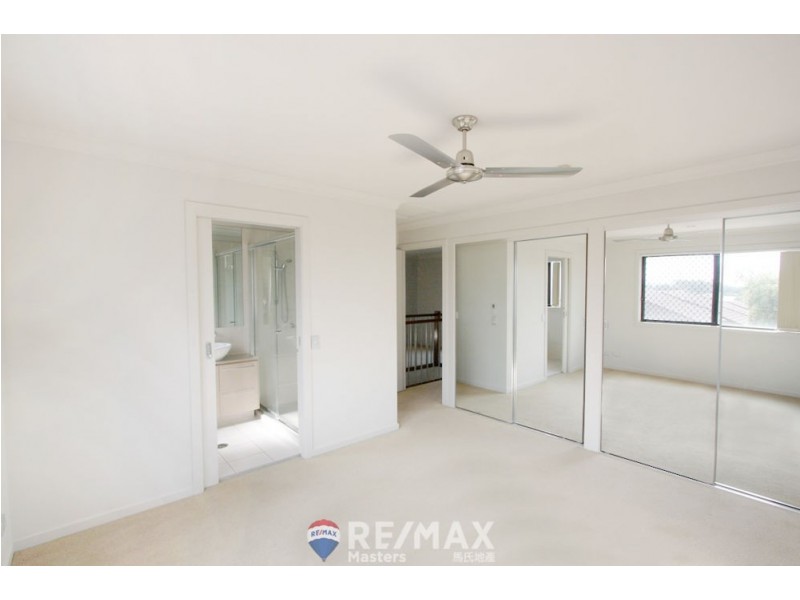 98 Didbrook Street, Robertson QLD 4109