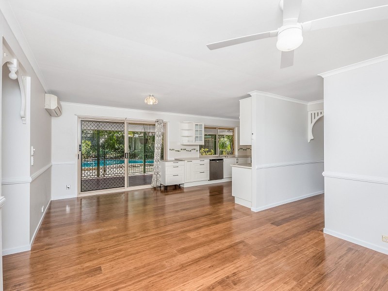 35 Serrata Cct, Forest Lake QLD 4078