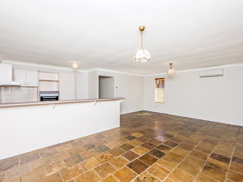 118 Banksia Circuit, Forest Lake QLD 4078