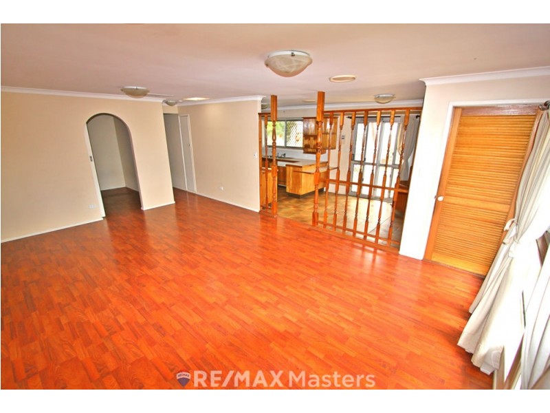 30 Chadford Street, Macgregor QLD 4109