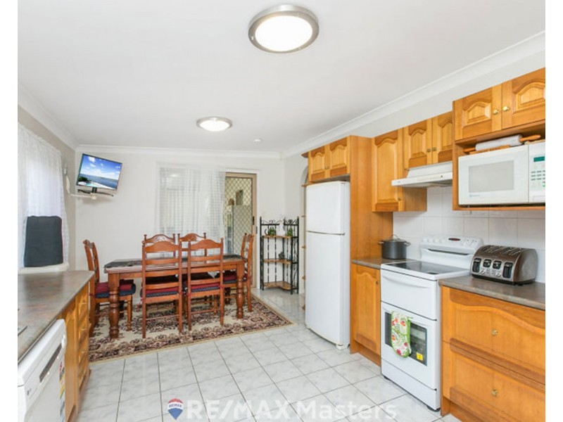 8 Augstein Street, Coopers Plains QLD 4108