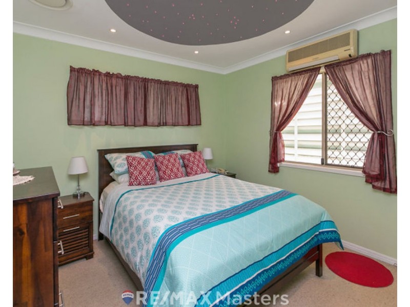 8 Augstein Street, Coopers Plains QLD 4108