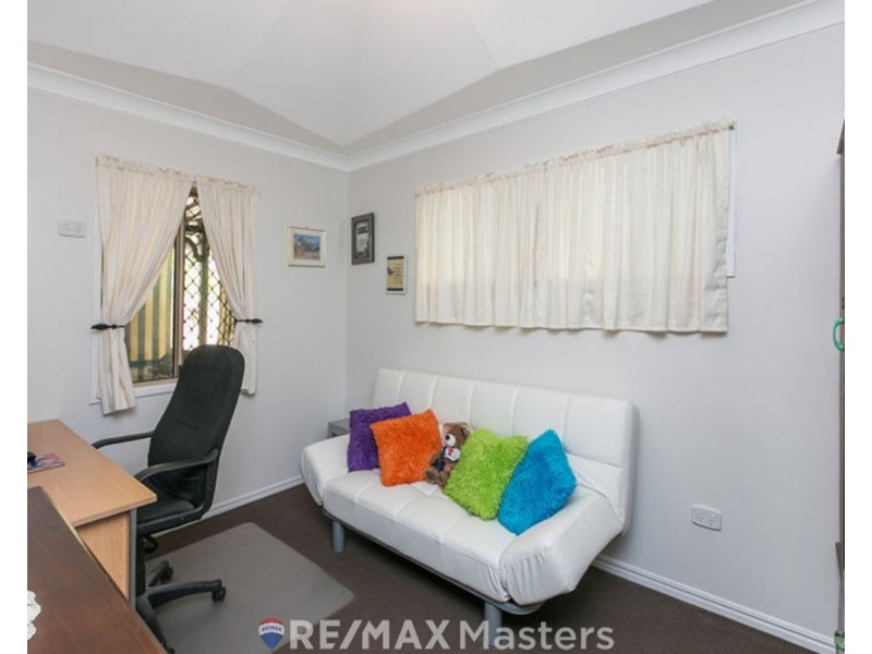 8 Augstein Street, Coopers Plains QLD 4108