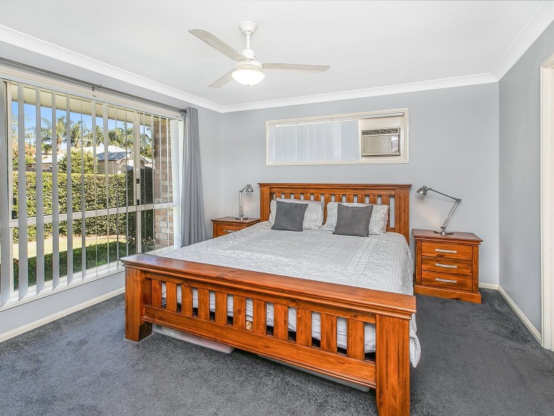 39 Pintail Cr, Forest Lake QLD 4078