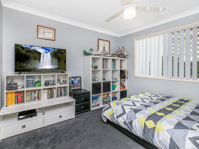 39 Pintail Cr, Forest Lake QLD 4078