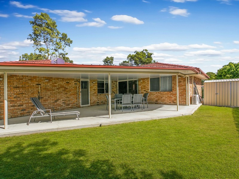 39 Pintail Cr, Forest Lake QLD 4078