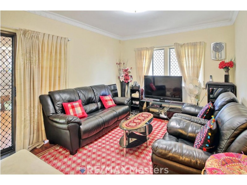 73 Fairbank Street, Sunnybank QLD 4109