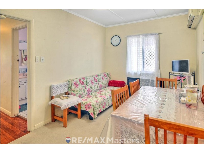 73 Fairbank Street, Sunnybank QLD 4109