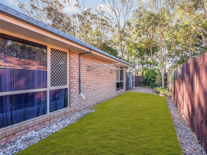 33 Prospect Cres, Forest Lake QLD 4078