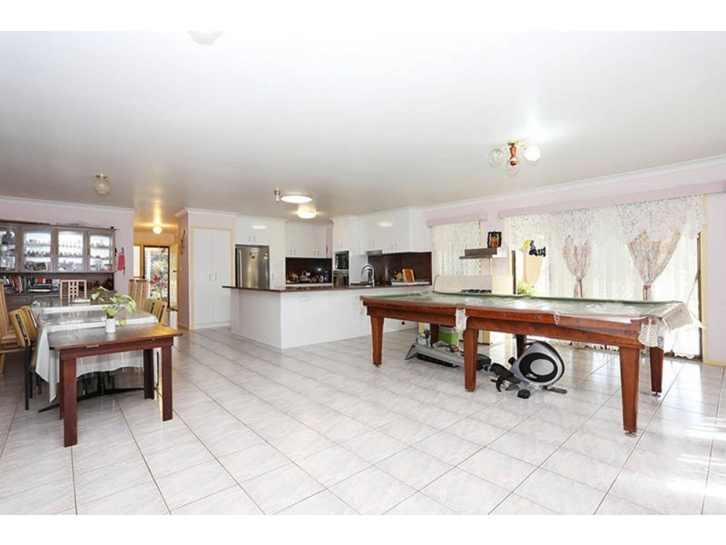 109 Fraser Road, Beerwah QLD 4519