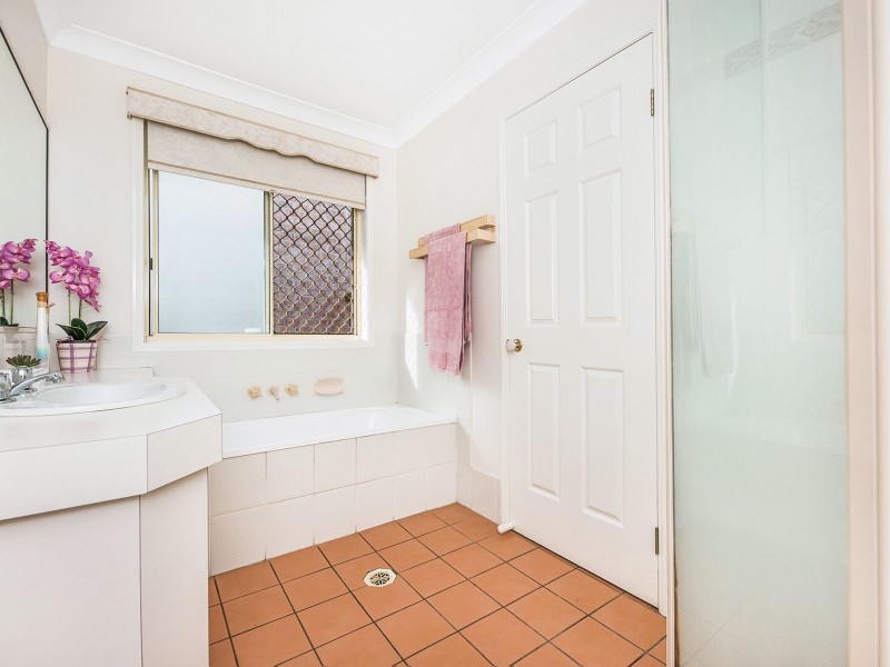 78 Serrata Cct, Forest Lake QLD 4078