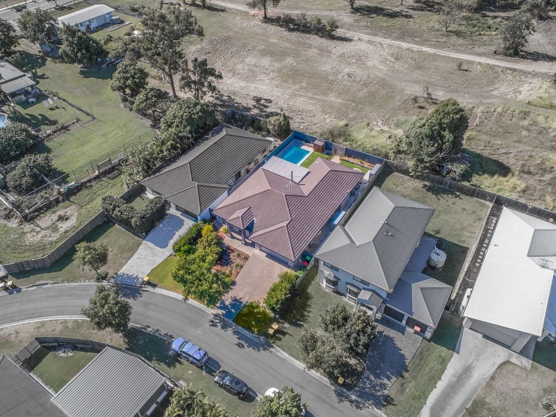 9 Van Asch Cl, Doolandella QLD 4077