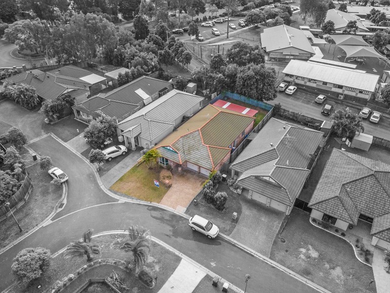 42 Regents Cct, Forest Lake QLD 4078