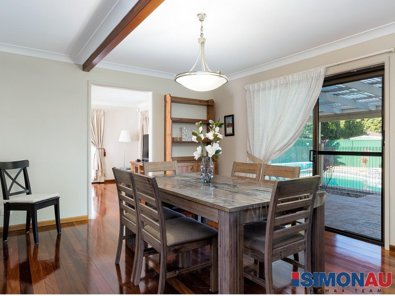 63 Oakleaf Street, Eight Mile Plains QLD 4113