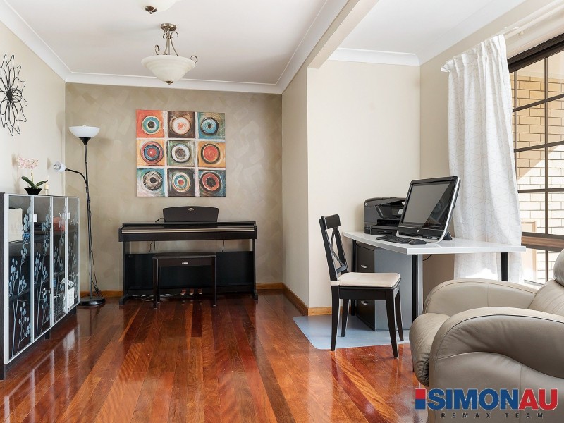 63 Oakleaf Street, Eight Mile Plains QLD 4113