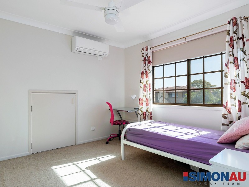 63 Oakleaf Street, Eight Mile Plains QLD 4113