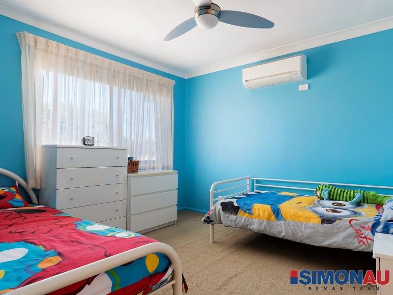 63 Oakleaf Street, Eight Mile Plains QLD 4113