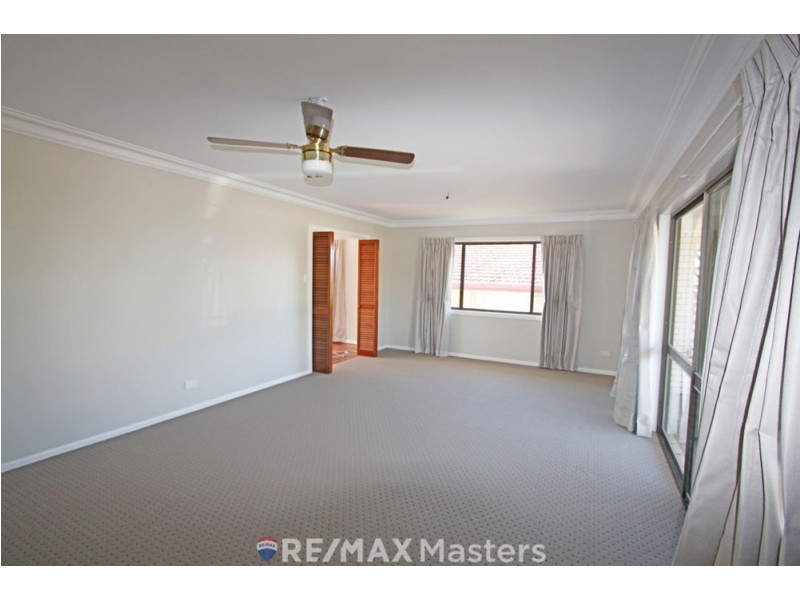 10 Gordonia Street, Macgregor QLD 4109
