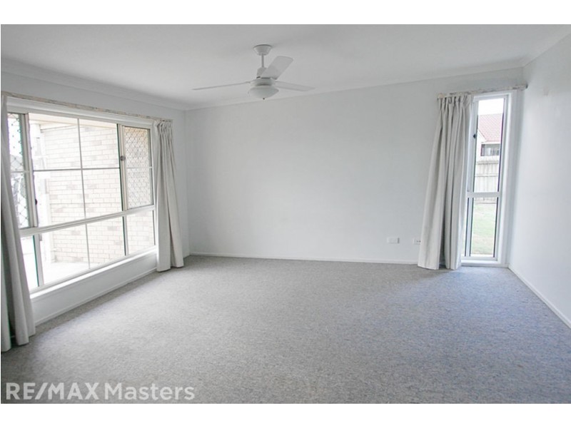 10 Mulde Place, Meadowbrook QLD 4131