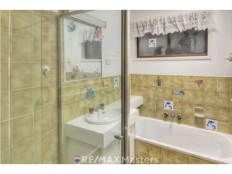 50 Dracon Street, Regents Park QLD 4118