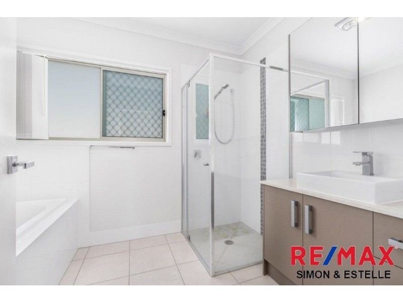 5 Argyle Place, Parkinson QLD 4115