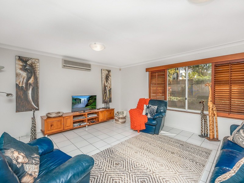 43 Wivenhoe Cct, Forest Lake QLD 4078