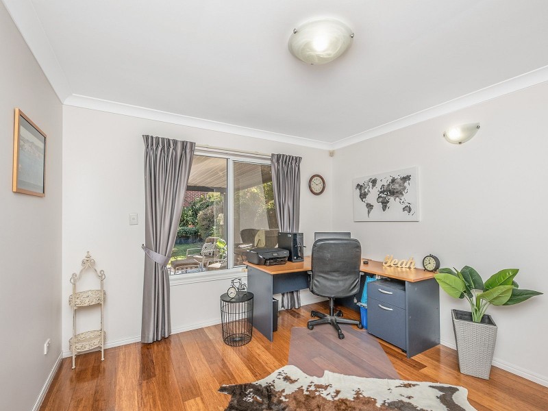 43 Wivenhoe Cct, Forest Lake QLD 4078