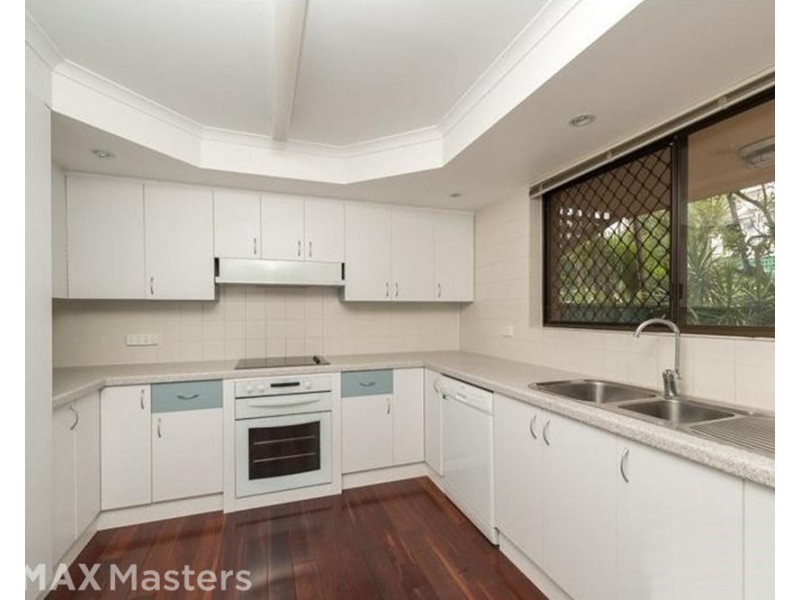2/106 Sherwood Road, Toowong QLD 4066